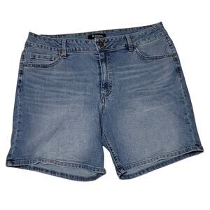 d.jeans Women's High-Rise Bermuda Stretch Denim Shorts Size 12 Light Wash EUC